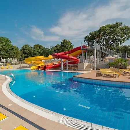 Istrian Village Premium Mobile Homes In Camping Lanterna Poreč